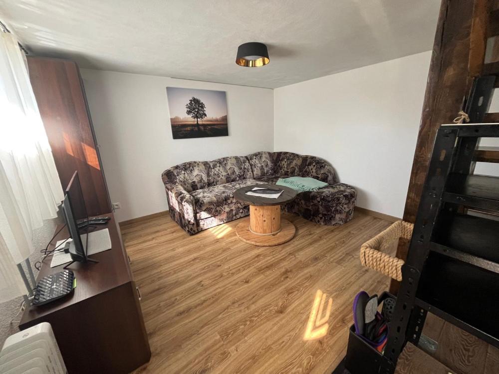 Apartman Pod Lipami Liptovsky Trnovec Exterior photo